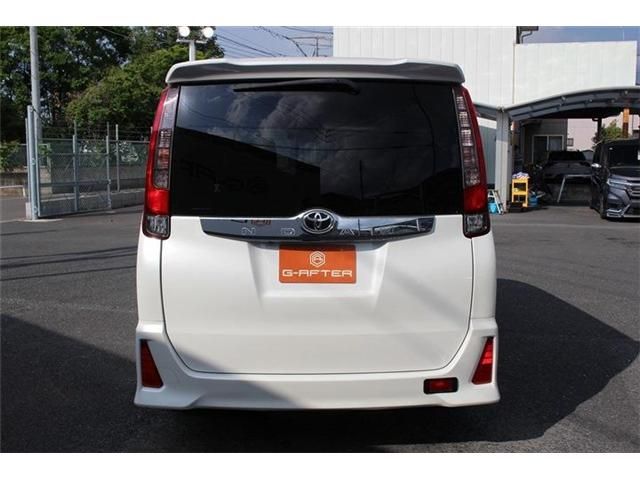 TOYOTA NOAH 2016 Image 31