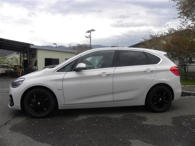 BMW 2SERIES ACTIVE T 2018 Image 31