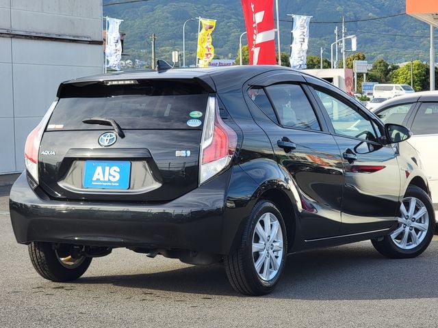 TOYOTA AQUA 2016 Image 31