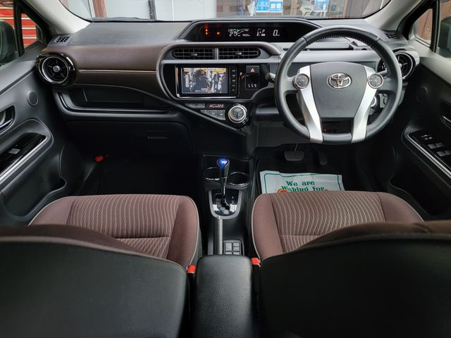 TOYOTA AQUA 2016 Image 31