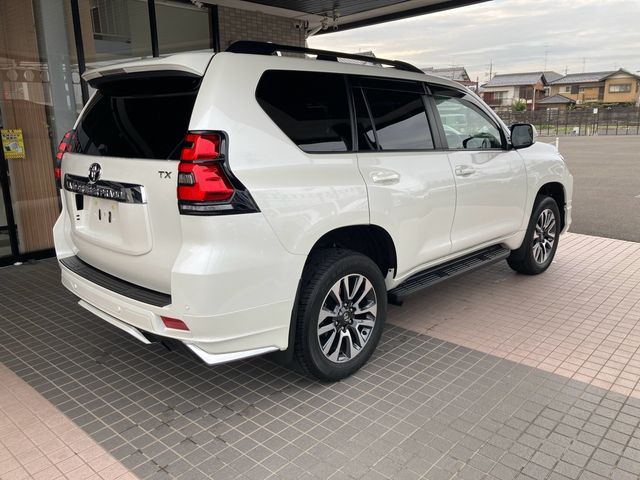 TOYOTA LANDCRUISER PRADO 2022 Image 31