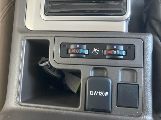 TOYOTA LANDCRUISER PRADO 2022 Image 31