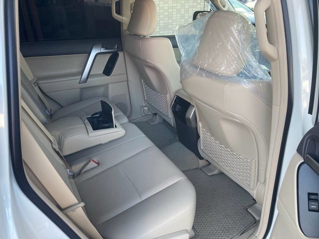 TOYOTA LANDCRUISER PRADO 2022 Image 31
