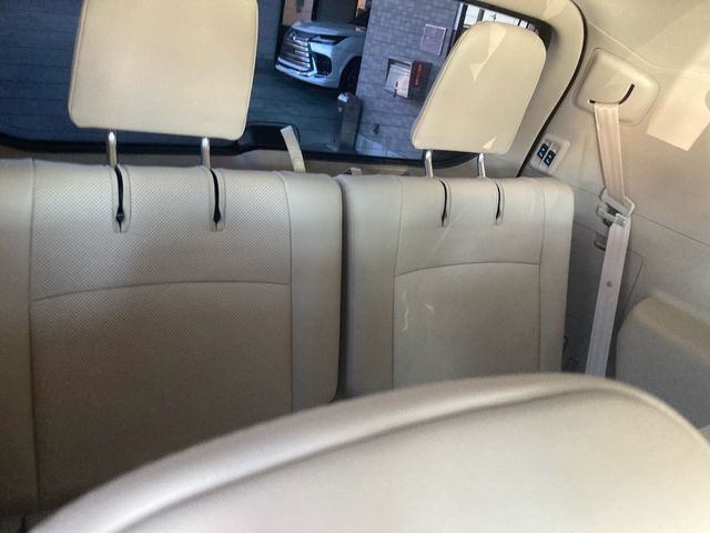 TOYOTA LANDCRUISER PRADO 2022 Image 31