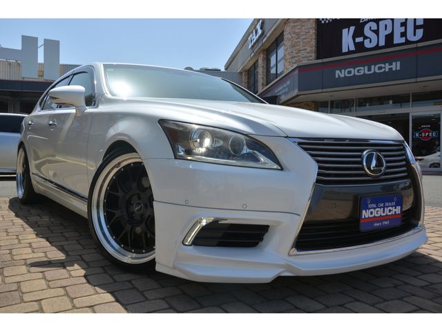TOYOTA LEXUS LS460 2013 Image 31