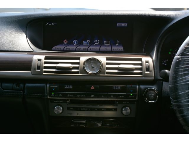 TOYOTA LEXUS LS460 2013 Image 31