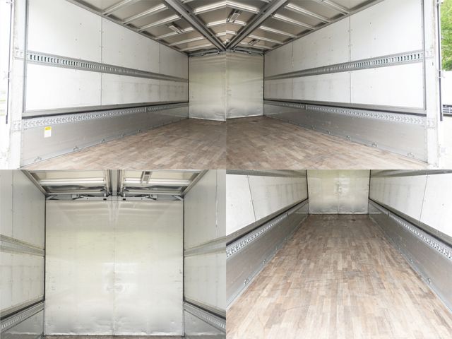 MITSUBISHI FUSOU FIGHTER 2017 Image 31