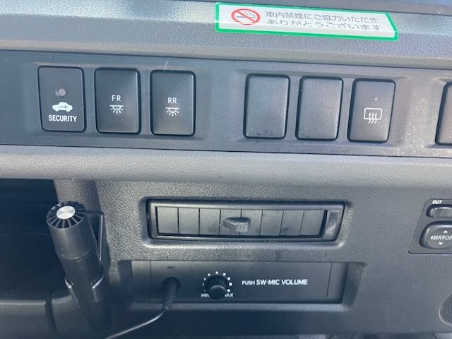 TOYOTA COASTER 2017 Image 31