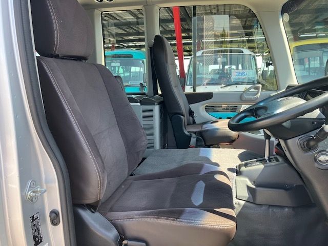 TOYOTA COASTER 2017 Image 31