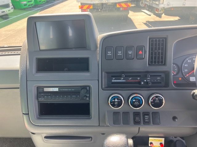 NISSAN CIVILIAN 2012 Image 31