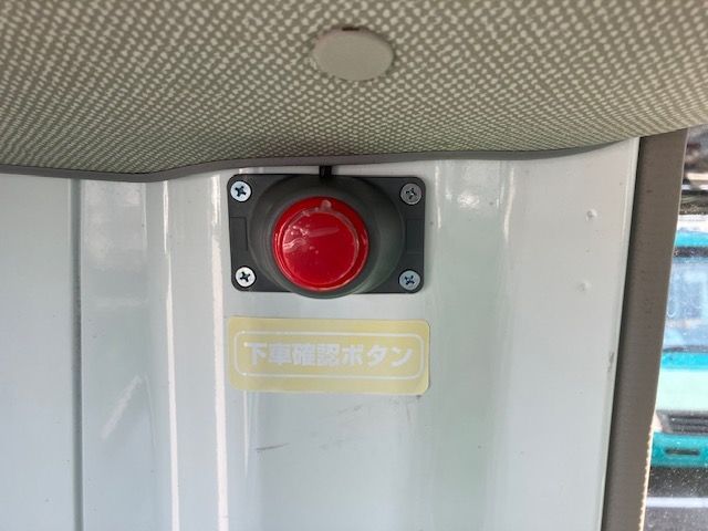 NISSAN CIVILIAN 2012 Image 31