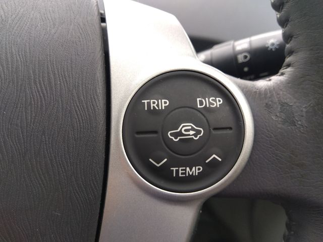 TOYOTA PRIUS 2010 Image 31