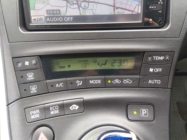 TOYOTA PRIUS 2010 Image 31