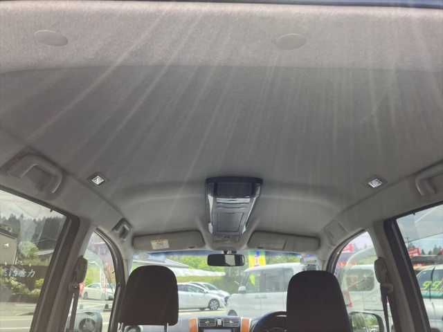 DAIHATSU MOVE CUSTOM 2014 Image 31