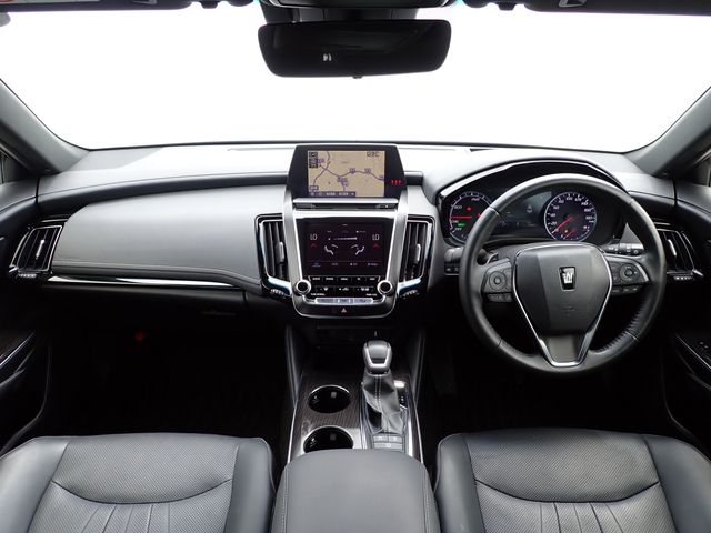 TOYOTA CROWN SEDAN HYBRID 2019 Image 31