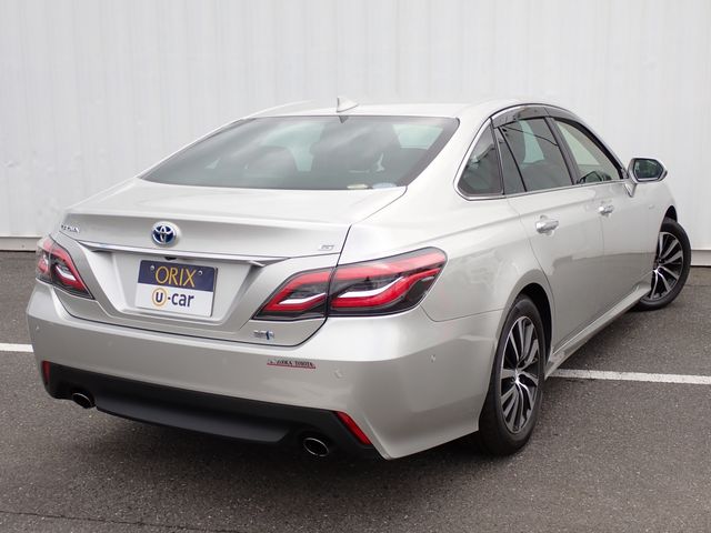 TOYOTA CROWN SEDAN HYBRID 2019 Image 31