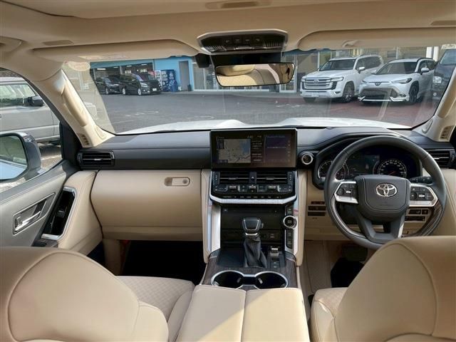 TOYOTA LANDCRUISER WAGON 2024 Image 31