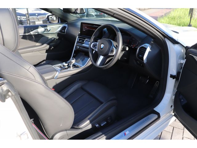 BMW 8SERIES OPEN 2022 Image 31