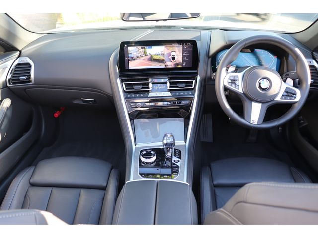 BMW 8SERIES OPEN 2022 Image 31