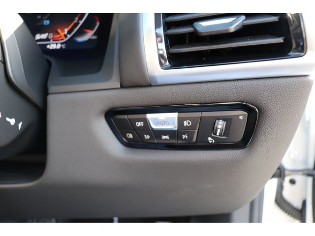 BMW 8SERIES OPEN 2022 Image 31