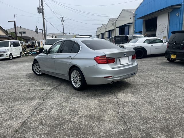 BMW 3SERIES SEDAN 2014 Image 31