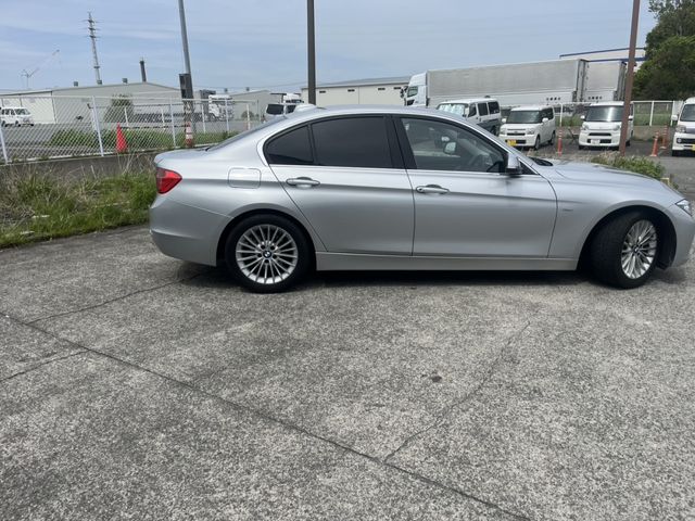 BMW 3SERIES SEDAN 2014 Image 31