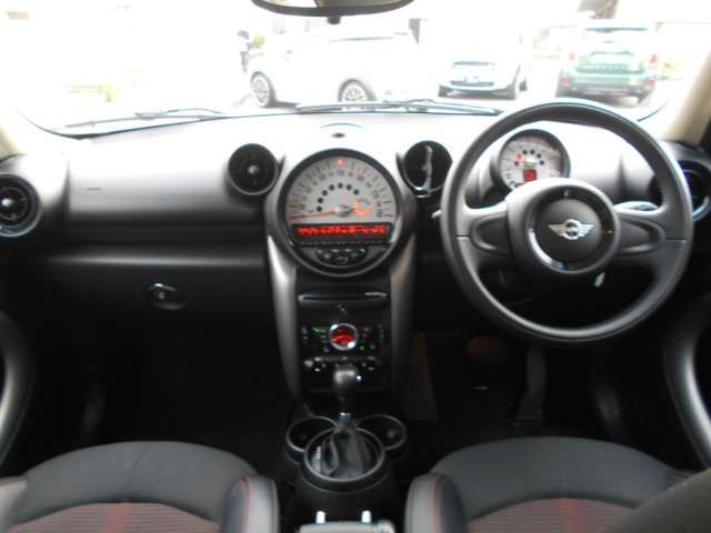 BMW MINI COOPER CROS 2014 Image 31
