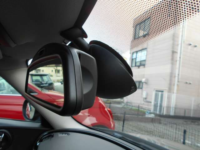 BMW MINI COOPER S CL 2015 Image 31