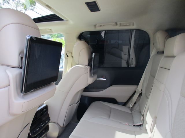 TOYOTA LANDCRUISER WAGON 2023 Image 31