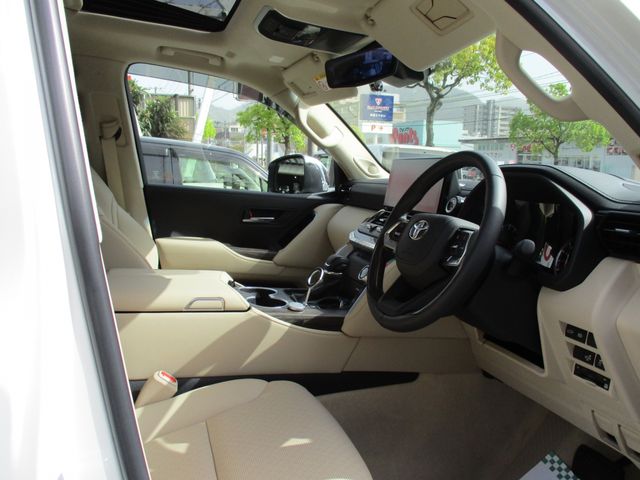 TOYOTA LANDCRUISER WAGON 2023 Image 31