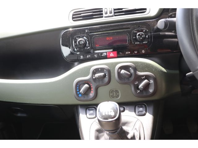 FIAT PANDA 2015 Image 31
