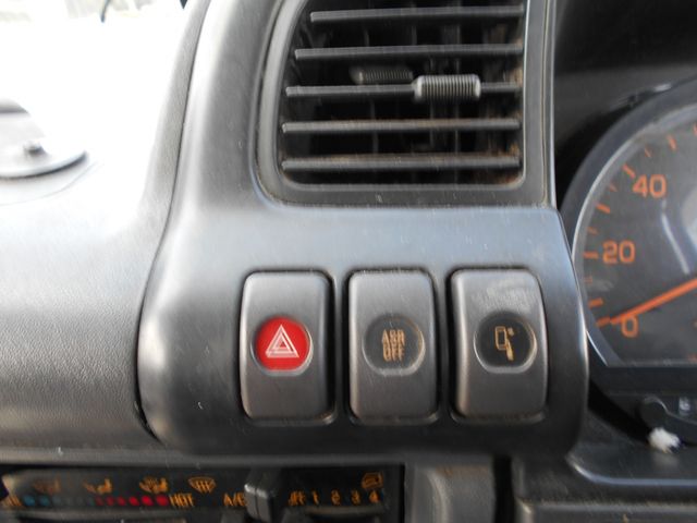 ISUZU ELF 2006 Image 31