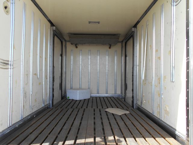 ISUZU ELF 2006 Image 31