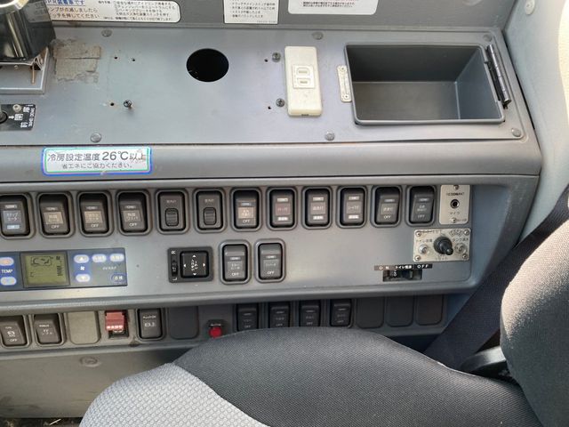 ISUZU GALA 2011 Image 31