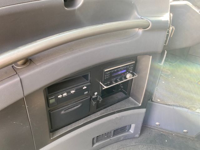 ISUZU GALA 2011 Image 31