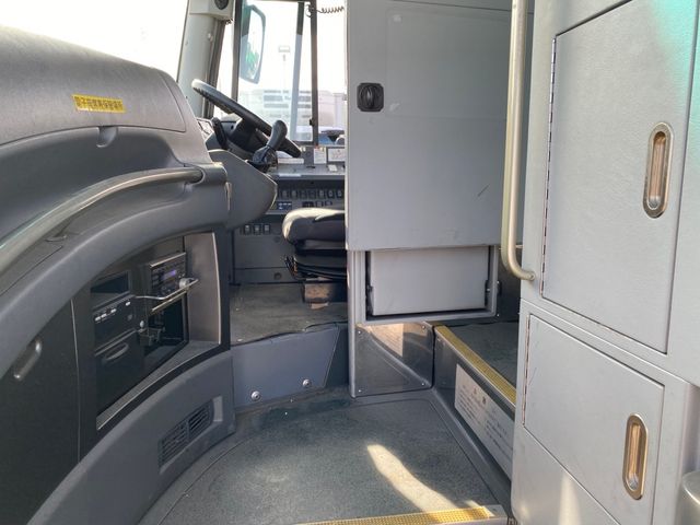 ISUZU GALA 2011 Image 31