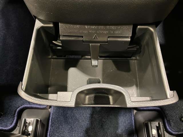 NISSAN SERENA  S-HYBRID 4WD 2022 Image 31