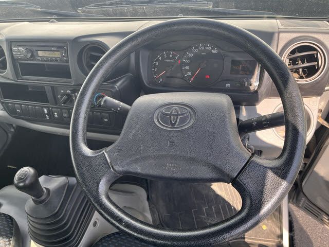 TOYOTA DYNA 2022 Image 31