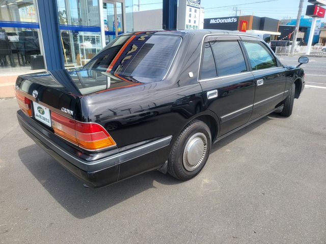 TOYOTA CROWN SEDAN 1996 Image 31