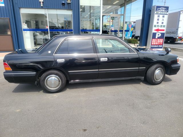 TOYOTA CROWN SEDAN 1996 Image 31