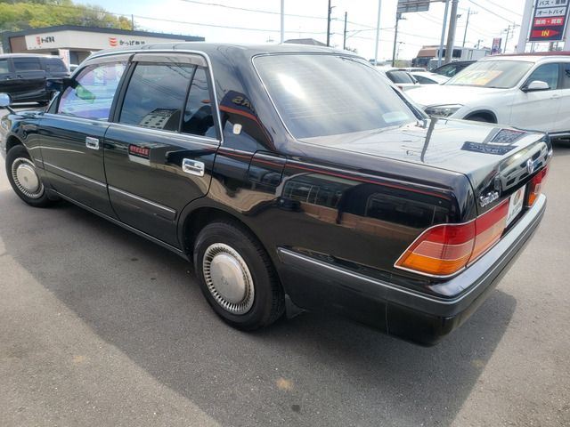 TOYOTA CROWN SEDAN 1996 Image 31