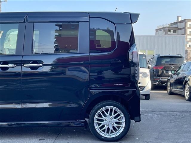 HONDA N BOX CUSTOM 4WD 2023 Image 31