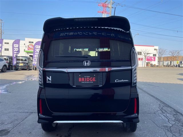 HONDA N BOX CUSTOM 4WD 2023 Image 31