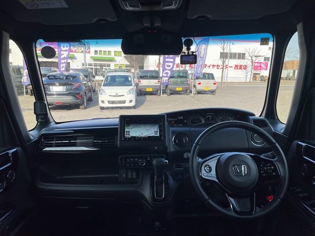 HONDA N BOX CUSTOM 4WD 2023 Image 31