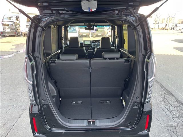 HONDA N BOX CUSTOM 4WD 2023 Image 31