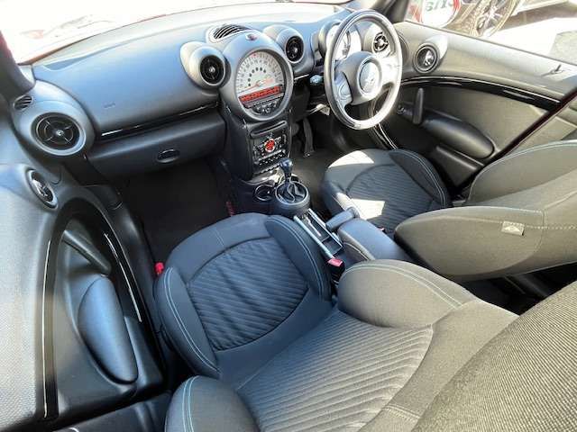 BMW MINI CROSSOVER 2013 Image 31