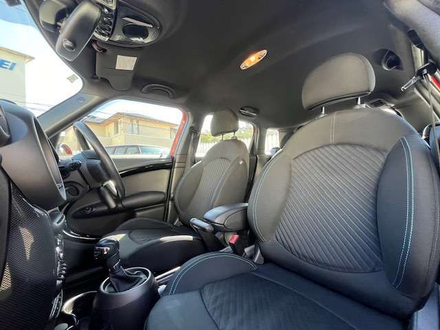 BMW MINI CROSSOVER 2013 Image 31