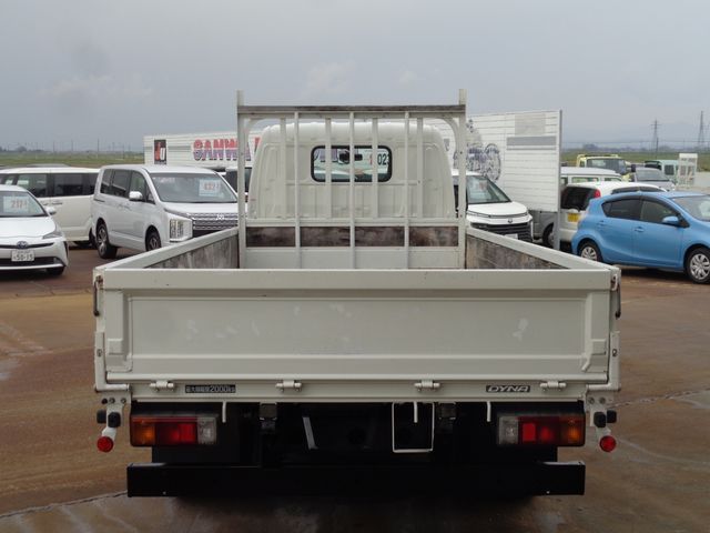 TOYOTA DYNA 2016 Image 31