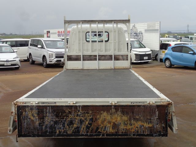 TOYOTA DYNA 2016 Image 31