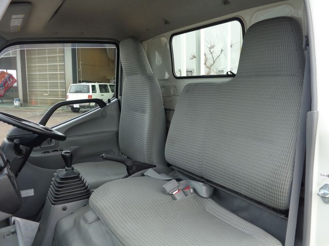 TOYOTA DYNA 2016 Image 31